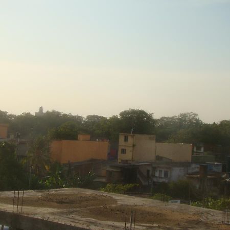 Down Town Hotel Ponnarankulama Exterior foto